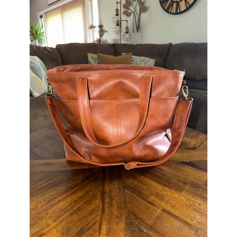 Simple Modern Vegan Brown Leather Large Tote Bag for Women - See pics!